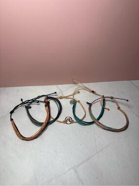 💙 Set of Five Pura Vida Bracelets
